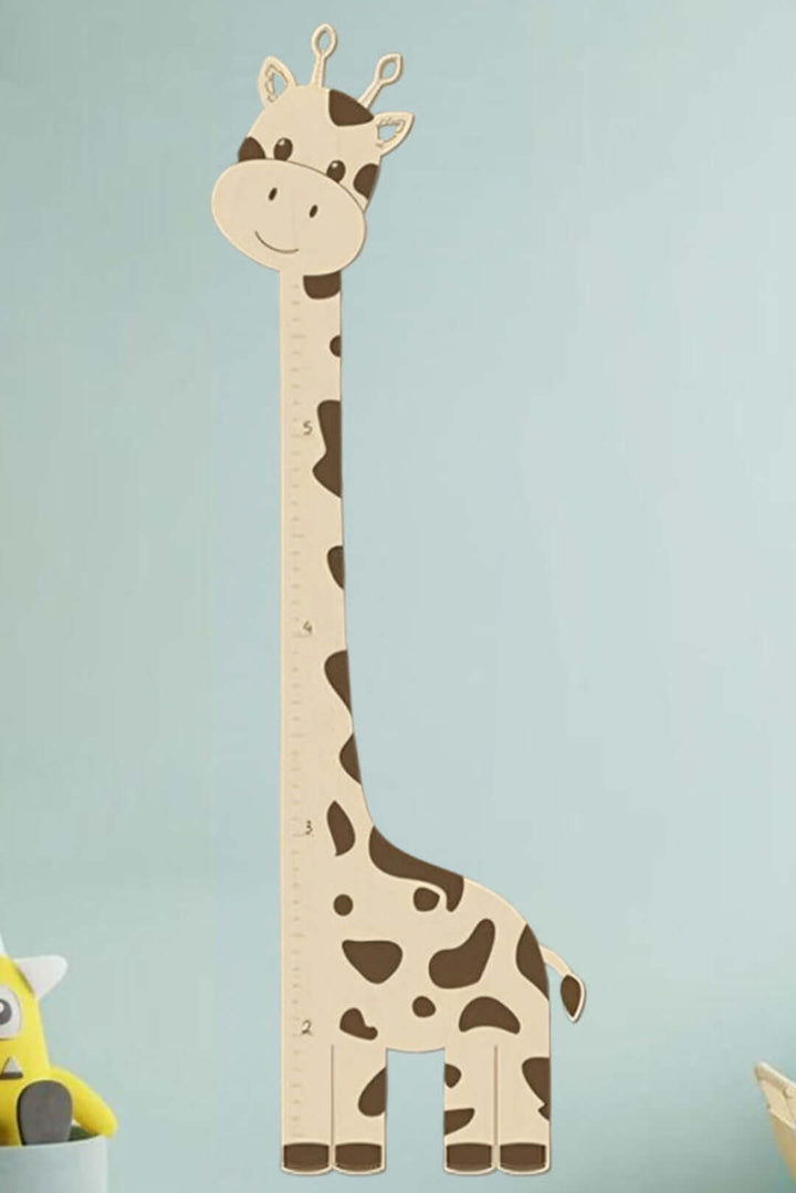 Wooden Giraffe Growth Chart for Kids (3)
