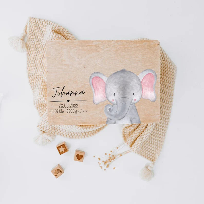 Personalized baby souvenir box